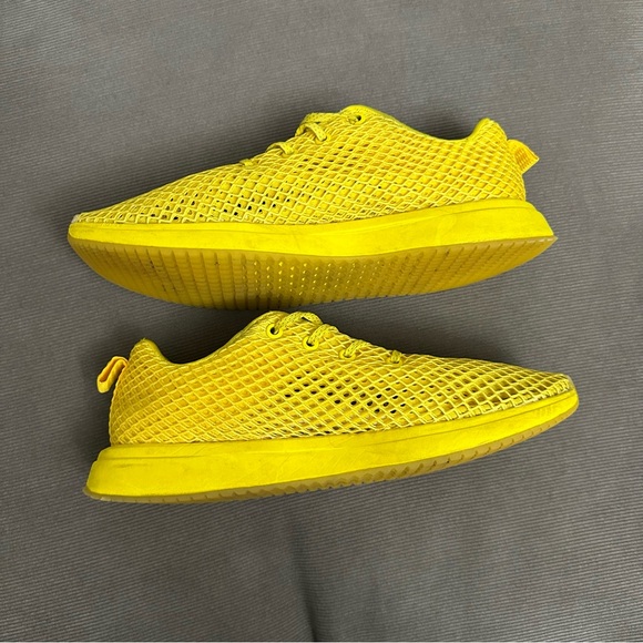 NOBULL Diamond Mesh Runner Shoes Lemon Drop Yellow Mens 10.5 Womens 12 Not Neon - Picture 11 of 13